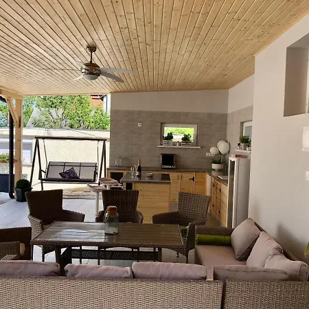 Holiday home Petertuende Vendeghaz